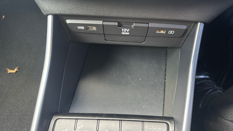 Hyundai i20 1.0T GDi 48V MHD Premium 5dr DCT Petrol Hatchback